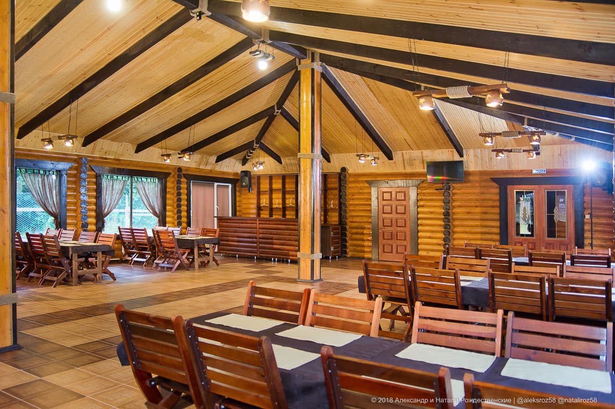 Зал · детали